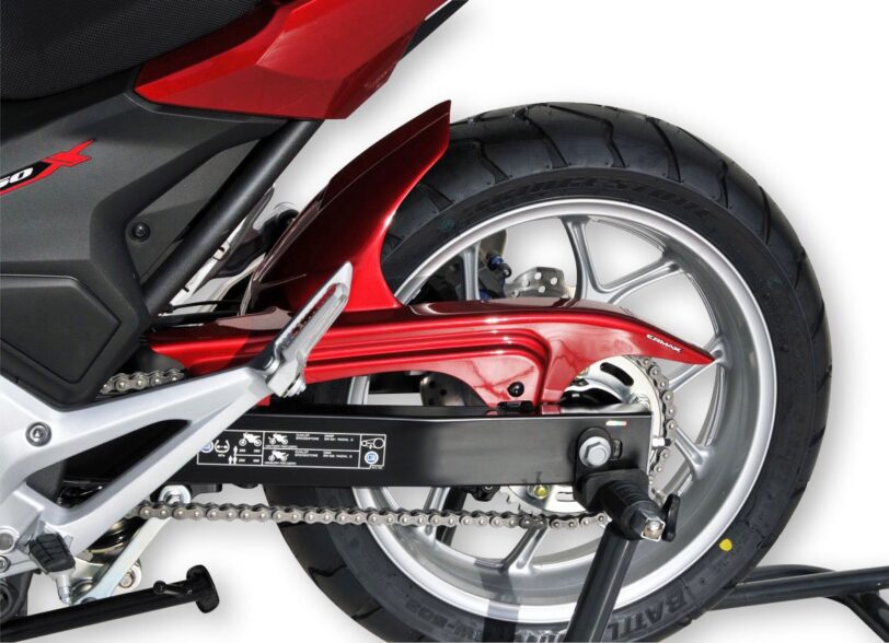Parafango anteriore Ermax per NC 750 s 2016  2017  2018  2019  2020  rosso metallizzato  metallic red 2016/2020(candy chromosphere red [r 381] )